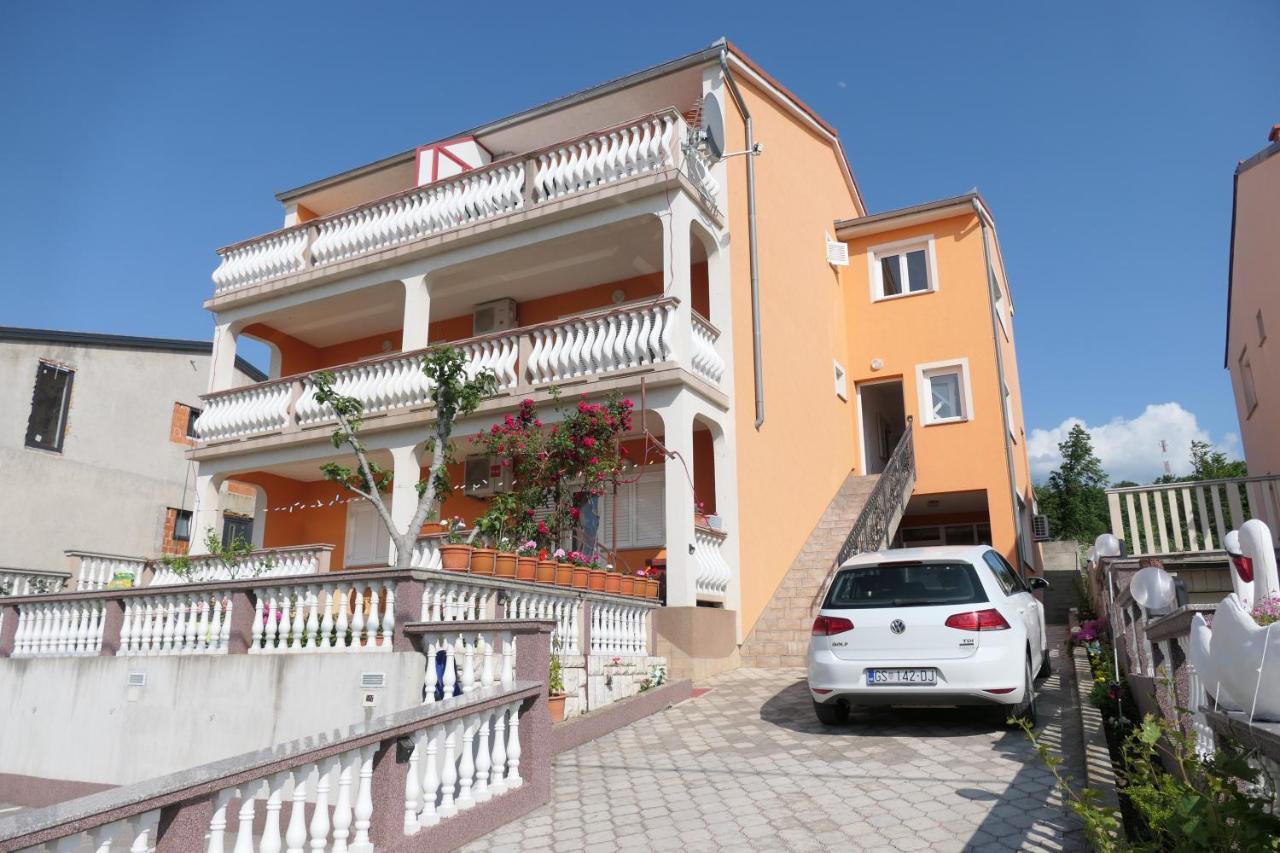 Apartments And Rooms Juki سينج المظهر الخارجي الصورة