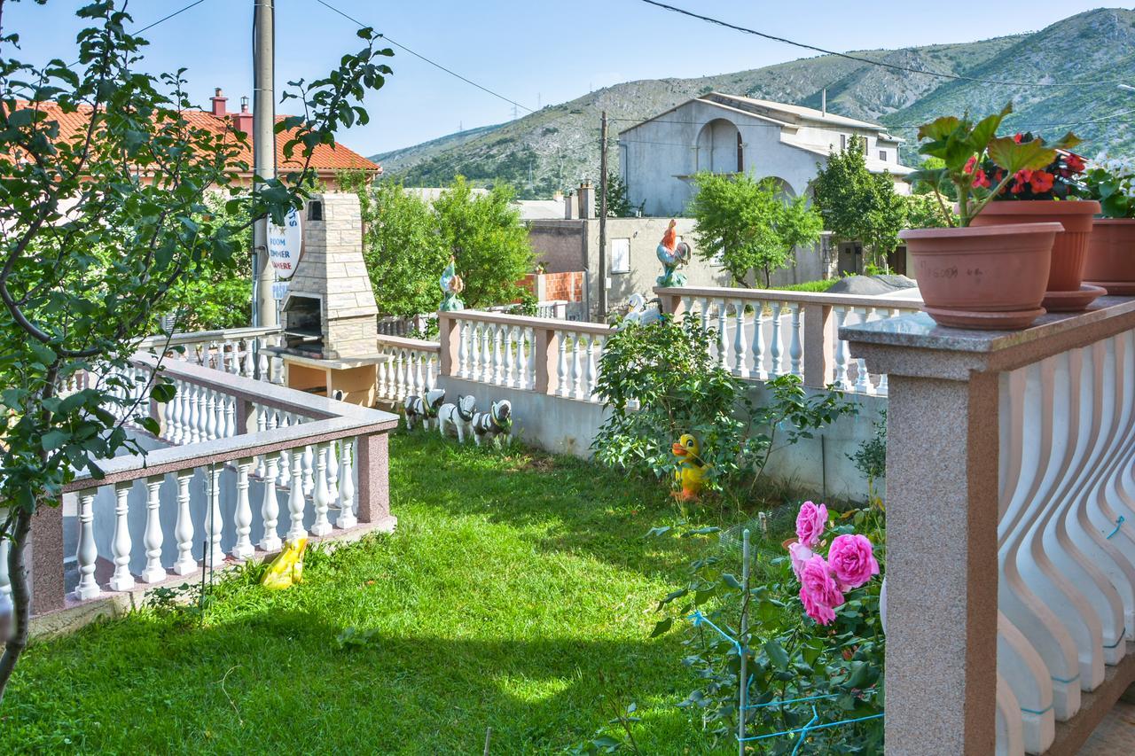 Apartments And Rooms Juki سينج المظهر الخارجي الصورة